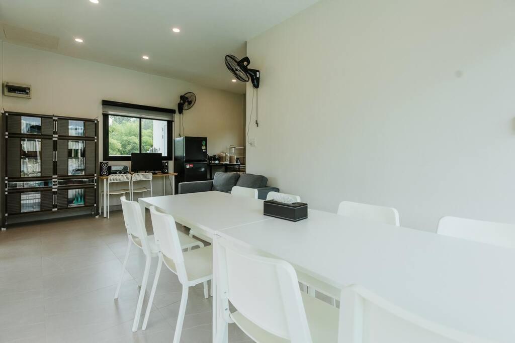Cheeva Pool Villa Khao Lak Exterior foto