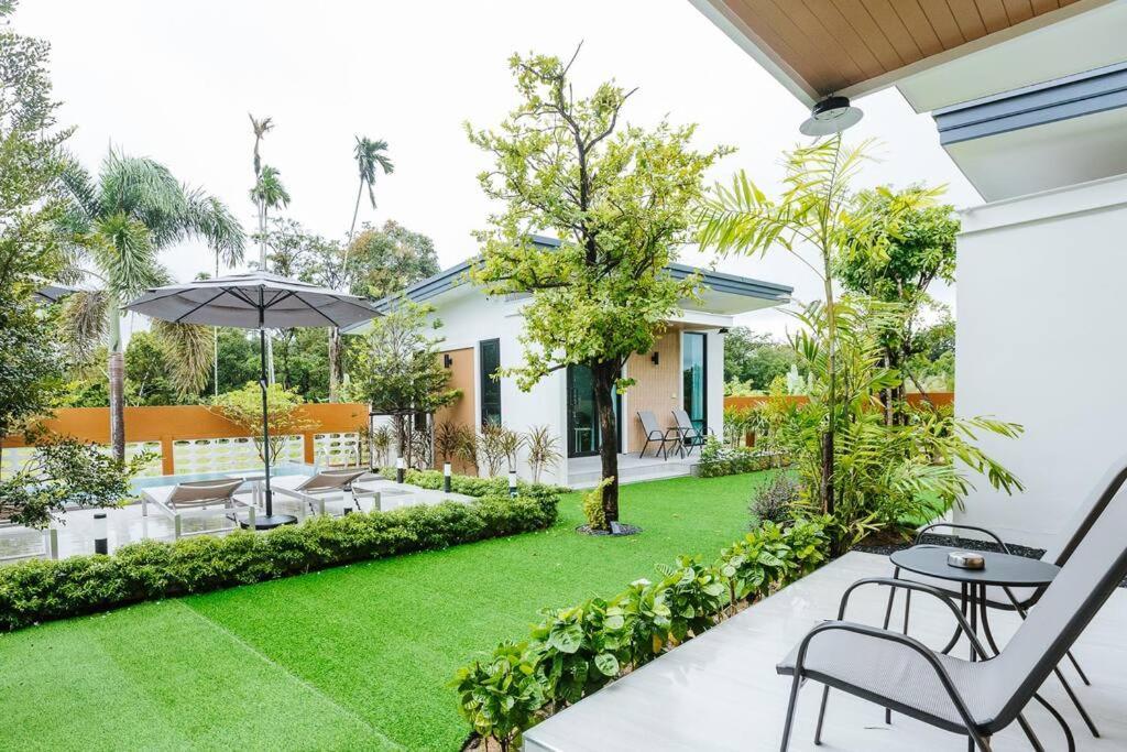 Cheeva Pool Villa Khao Lak Exterior foto